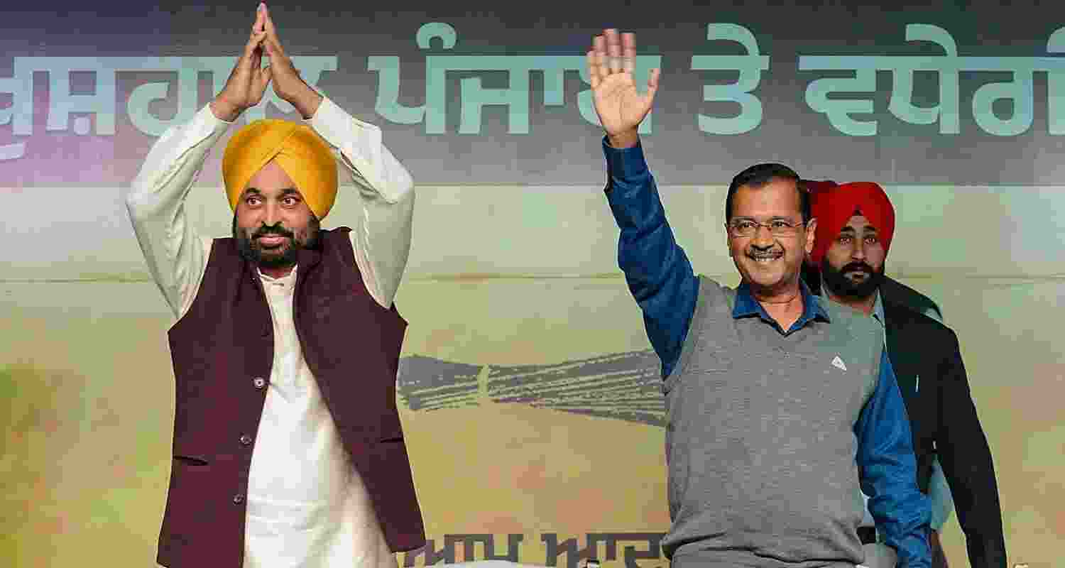 AAP ends up fielding 5 ministers, 3 legislators, 3 defectors for LS elections in Punjab 