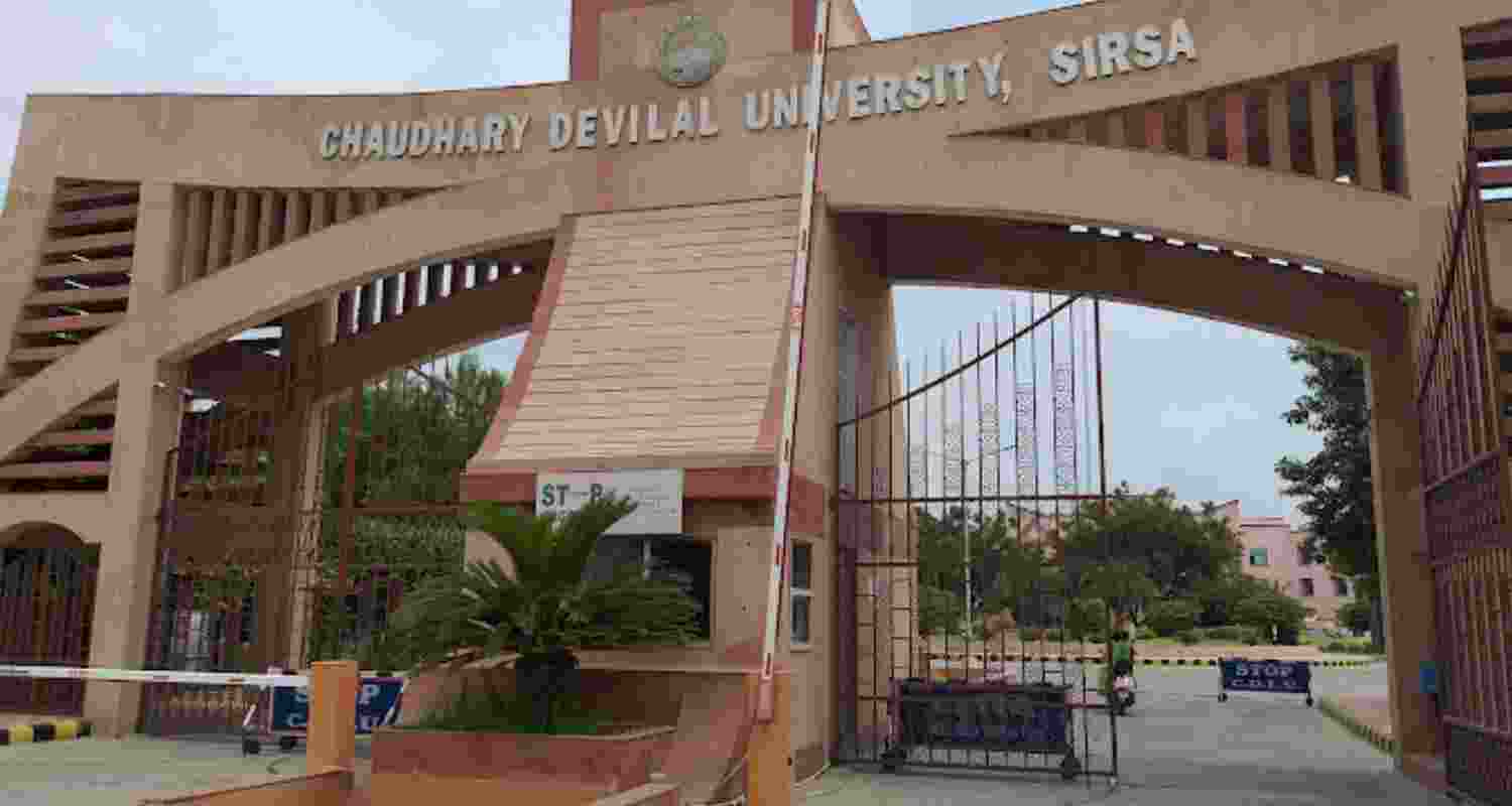 Sexual Harassment, Haryana, Sirsa, Professor, Chaudhary Devi Lal University, 