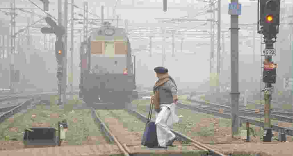Railways, Cold weather, delhi, fog, delays
