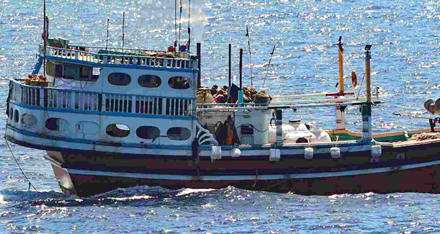 Pirates, Indian navy, Somalian Coast, Iranian Vessel, Terrorism, Houthi Rebels, Hostages