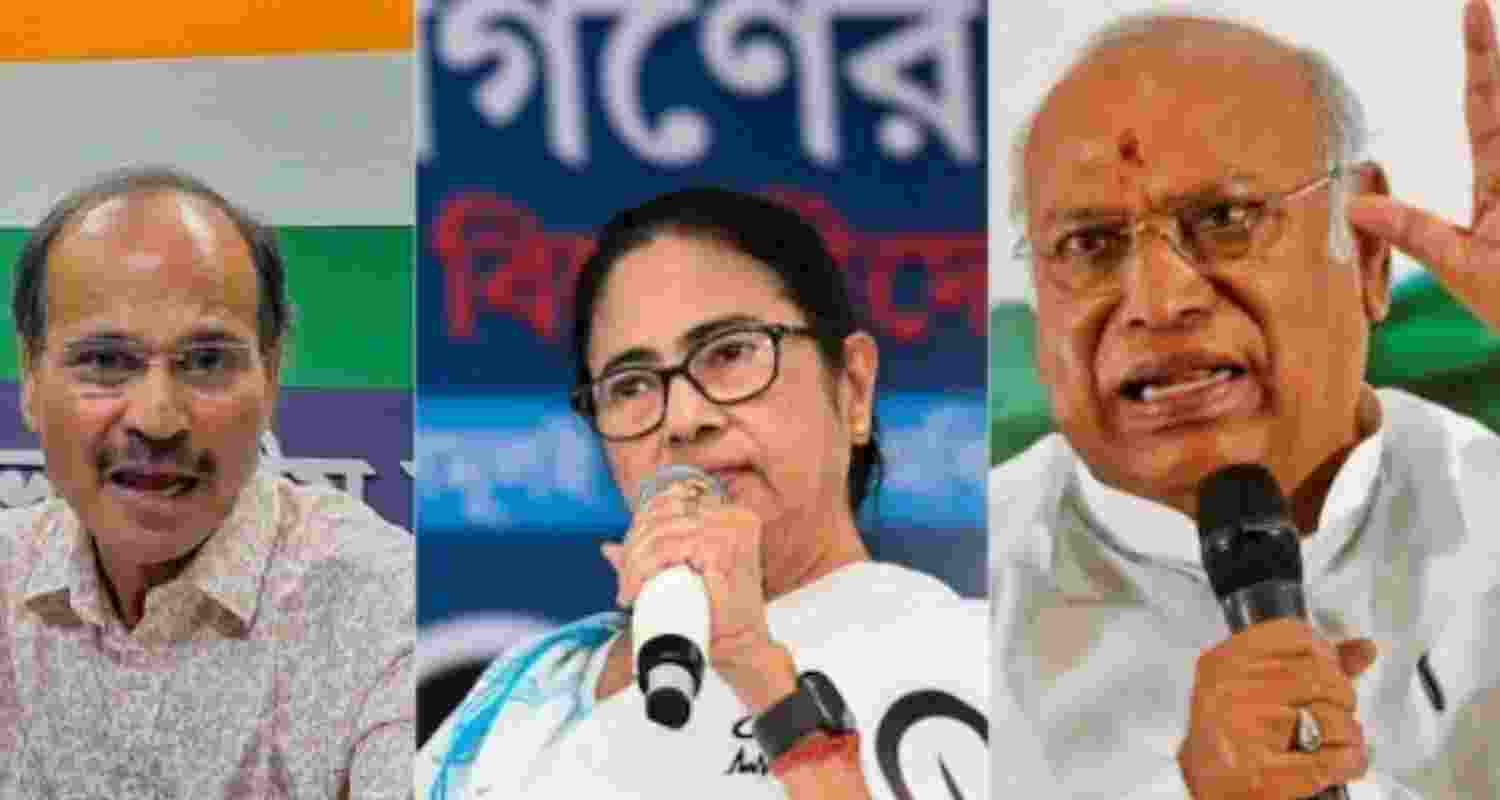 Adhir Chowdhury and Mallikarjun Kharge have different opinion on CM Mamata Banerjee Adhir Chowdhury and Mallikarjun Kharge have different opinion on CM Mamata Banerjee
