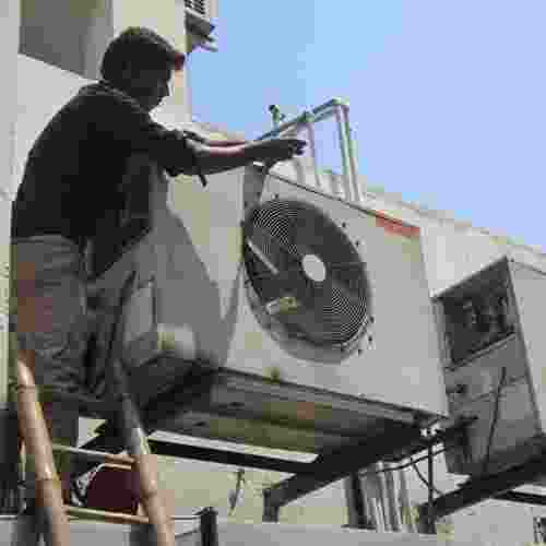 In response to an unrelenting heatwave sweeping across most parts of India, air-conditioning manufacturers are airlifting essential components to meet the unprecedented surge in demand. In response to an unrelenting heatwave sweeping across most parts of India, air-conditioning manufacturers are airlifting essential components to meet the unprecedented surge in demand.