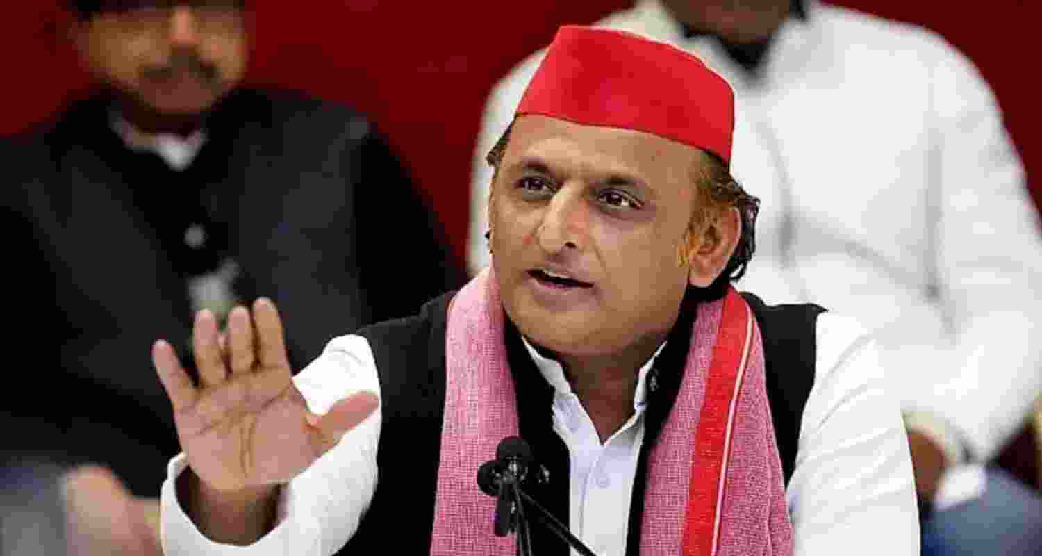 Akhilesh Yadav slams Centre over NEET row, student protests