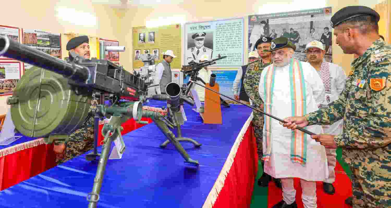 Amit Shah reviews security in Rajasthan border districts, stresses zero tolerance for illegal construction and stronger border management.