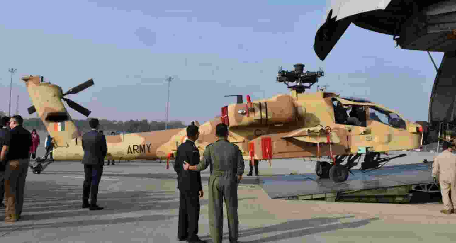 Army now has full fleet of six AH-64E Apache attack helicopters