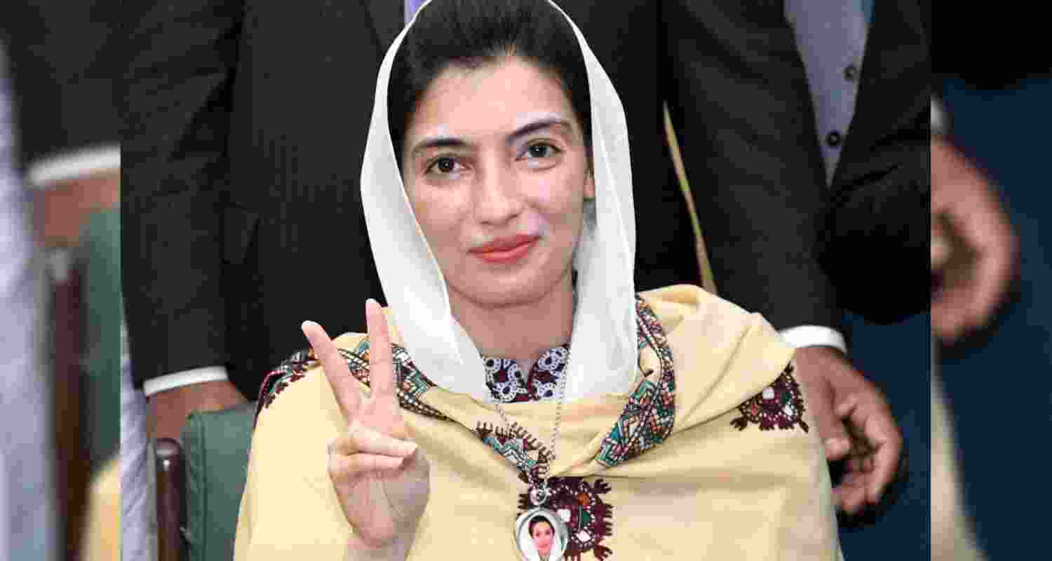 Aseefa Bhutto Zardari, daughter of Benazir Bhutto. Aseefa Bhutto Zardari, daughter of Benazir Bhutto.