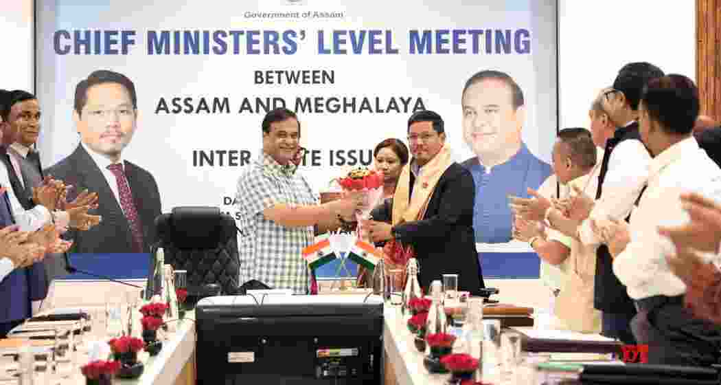Assam Chief Minister Himanta Biswa Sarma and Meghalaya Chief Minister Conrad Sangma during a bilateral chief ministerial meeting. (File photo)