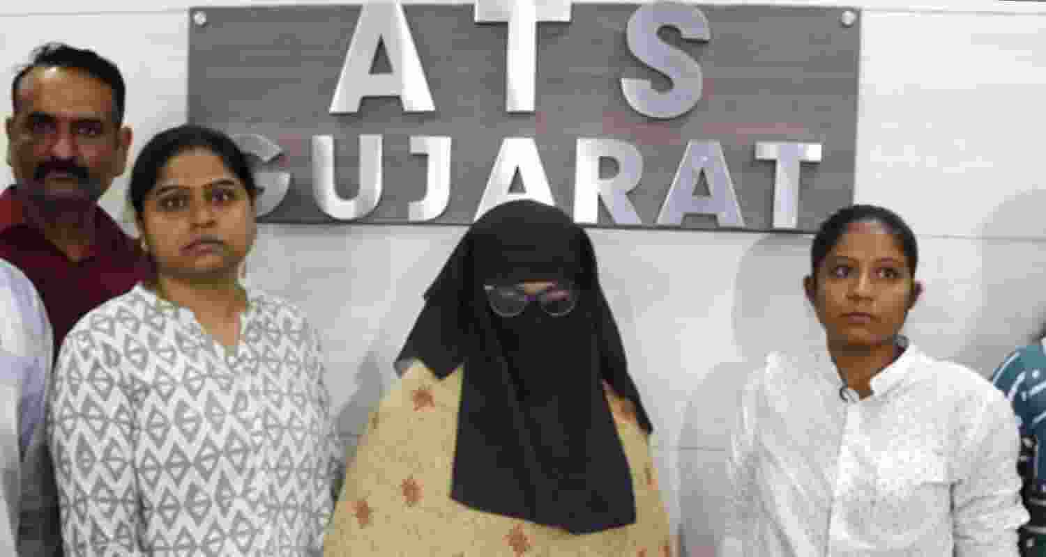 Shama urged Pak Army chief to invade India during Op Sindoor Shama urged Pak Army chief to invade India during Op Sindoor