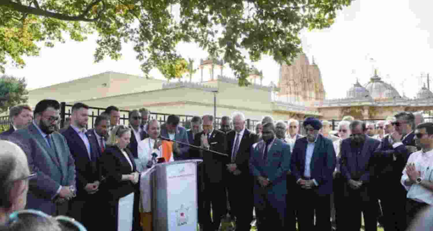 US lawmakers condemn vandalism of BAPS temple in New York
