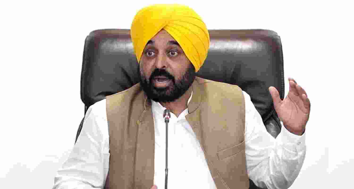 Bhagwant Mann caught on wrong foot on his own pitch