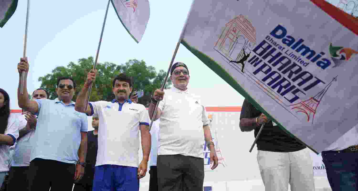 MPs flag off 'Bharat in Paris' marathon for Indian Olympic Movement