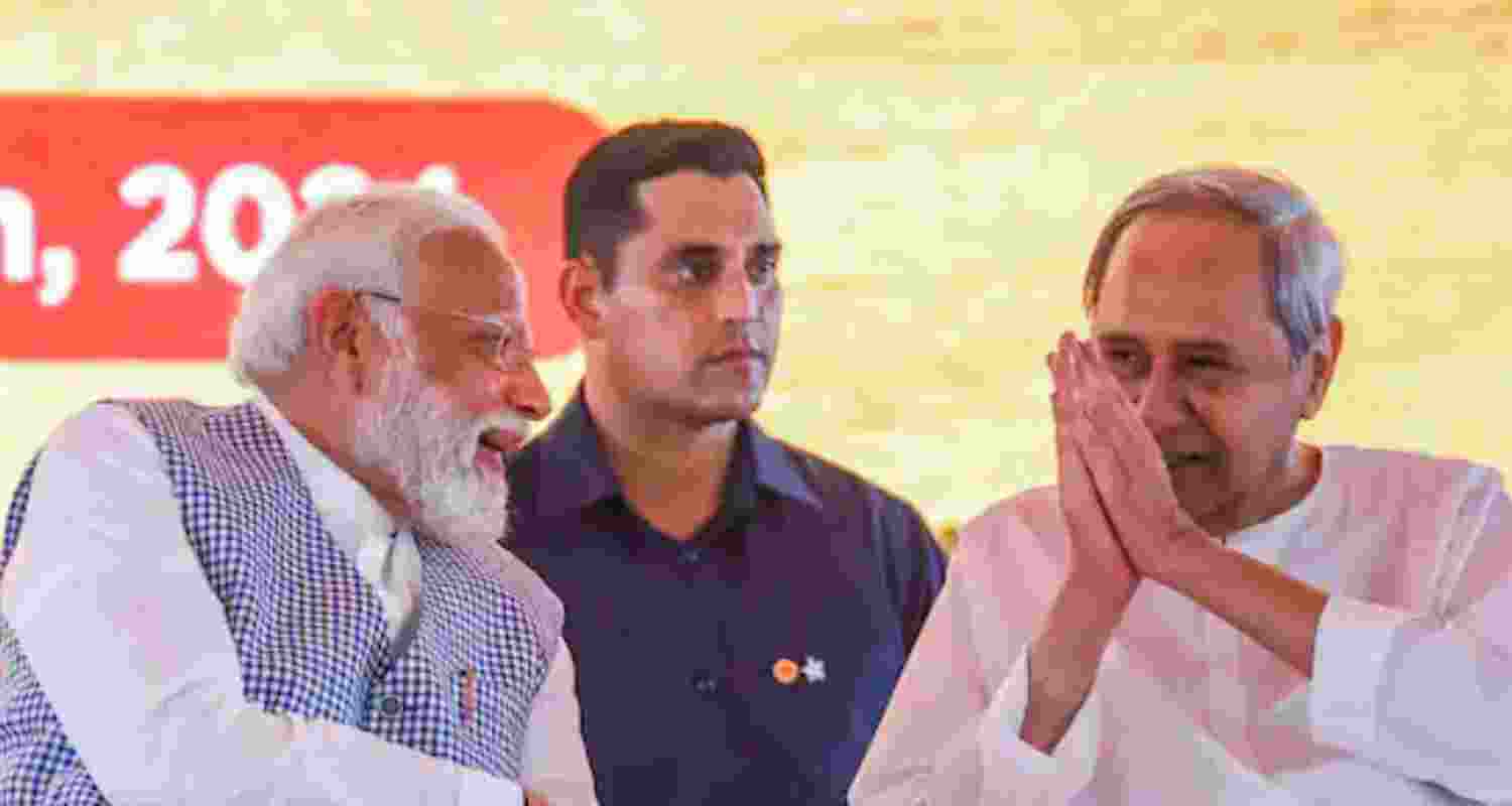 Image of Prime Minister Narendra Modi with Odisha Chief Minister Naveen Patnaik. 