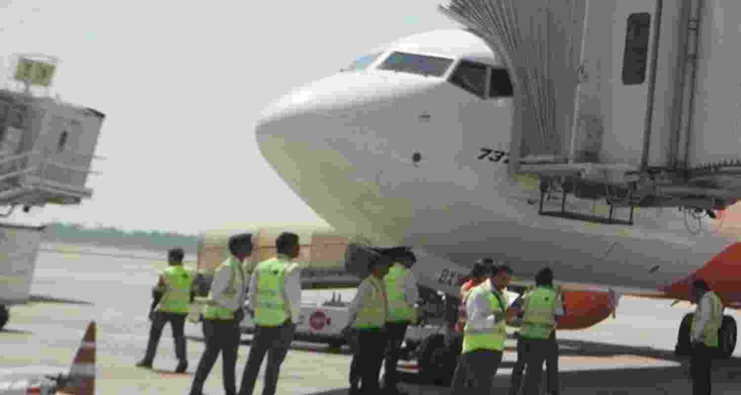 Hyderabad-bound Lufthansa flight gets bomb threat