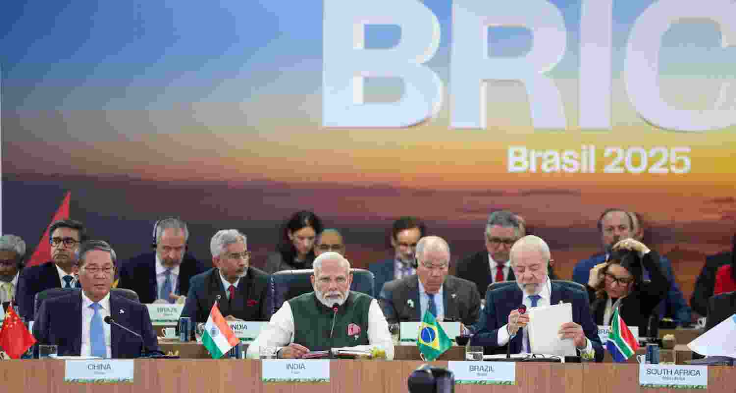 PM addresses 17th BRICS Summit – session on environment, COP-30 and global health.