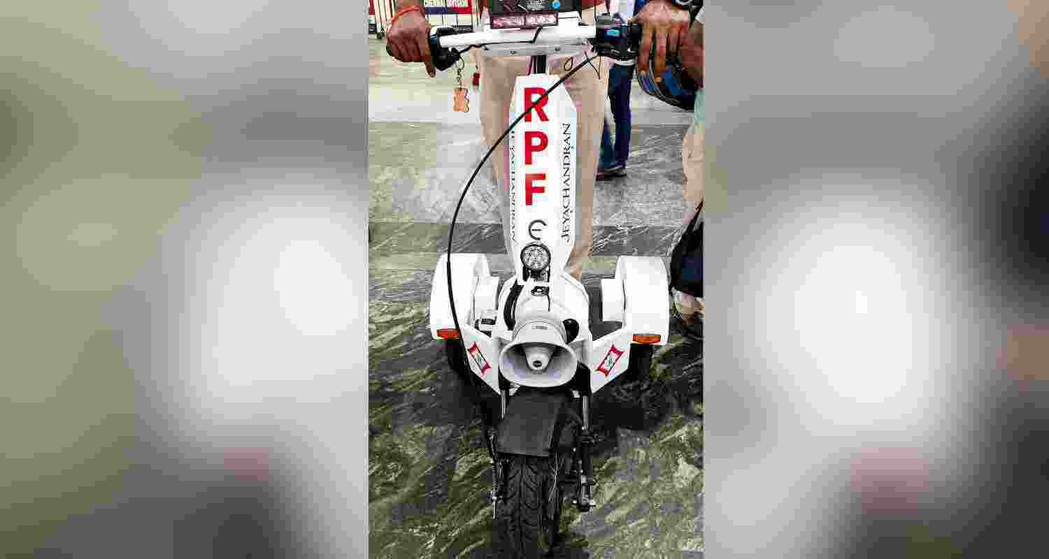 RPF deploys three-wheeled electric trikes for patrolling Chennai Central station. Faster response, enhanced safety with GPS, sirens & PA system.