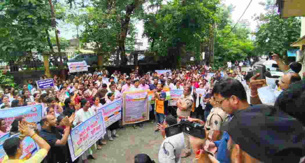 Contractual NHM employees protest in Raipur, Chhattisgarh. Contractual NHM employees protest in Raipur, Chhattisgarh.