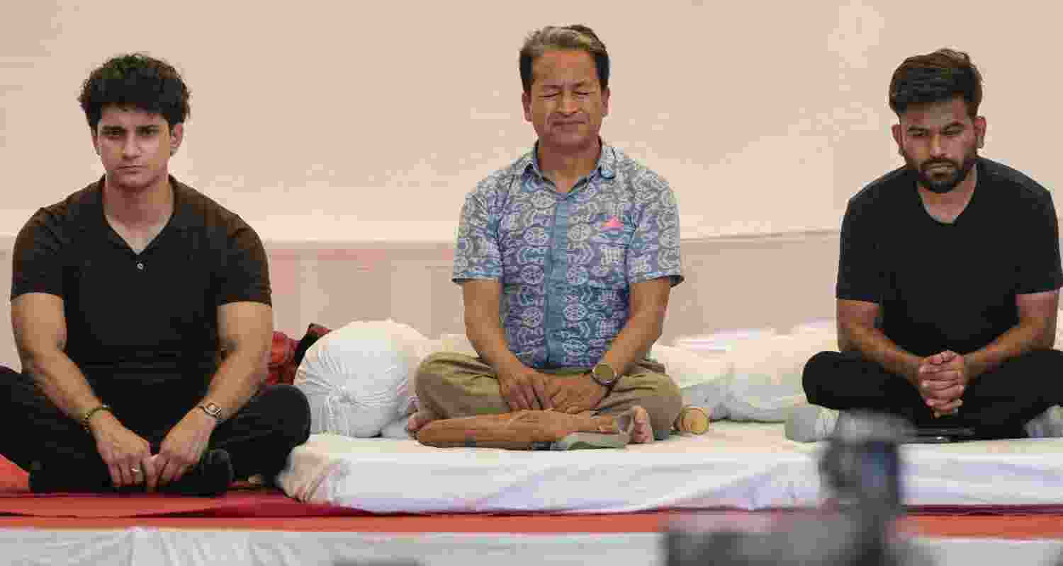 Sonam Wangchuk began a hunger strike at Jantar Mantar, joining the CJP protest over alleged exam irregularities and demanding accountability.