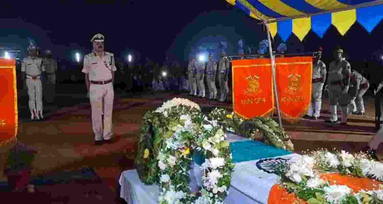 WB pays tribute to martyred CRPF jawan