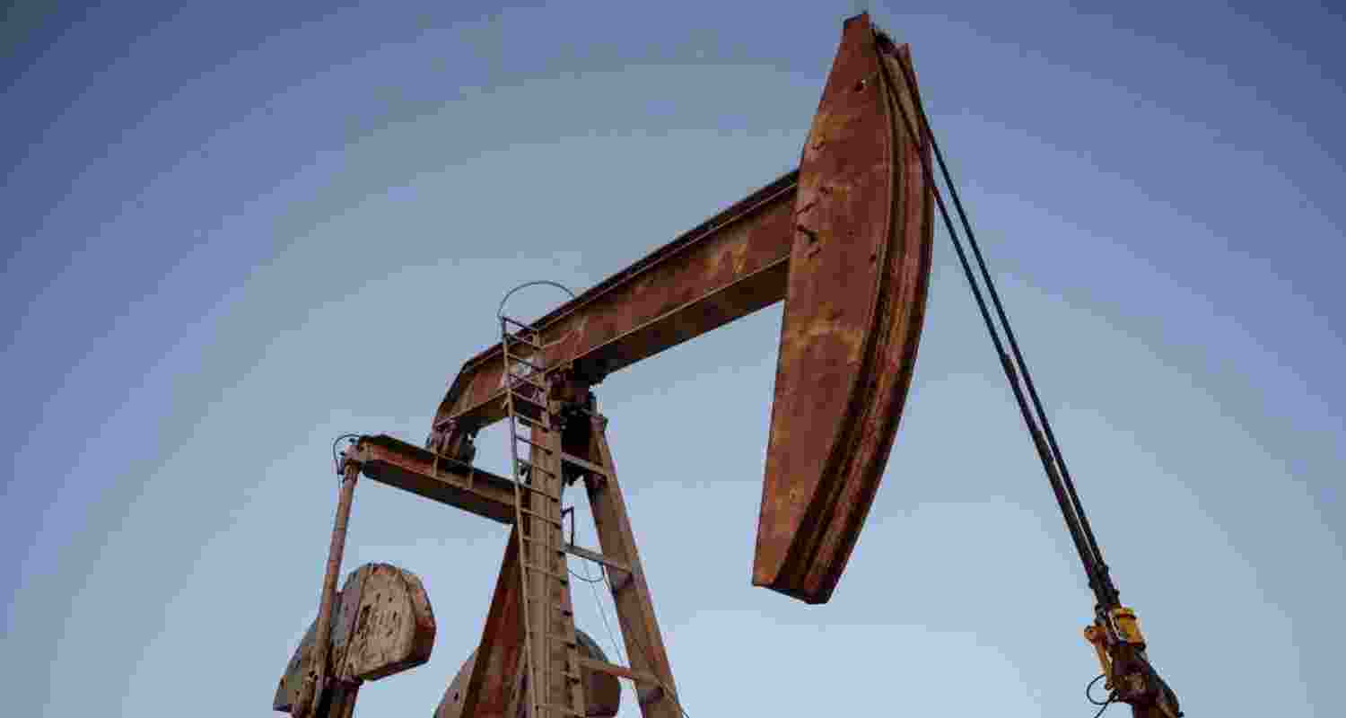 Crude oil prices rebound as Iran war fears, Hormuz tensions and falling US inventories raise fresh concerns over global energy supplies.