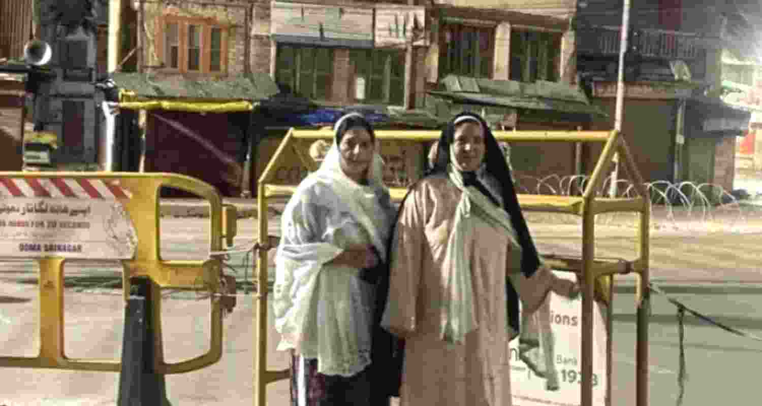 Preventive curbs in downtown Srinagar on July 13 anniversary Preventive curbs in downtown Srinagar on July 13 anniversary