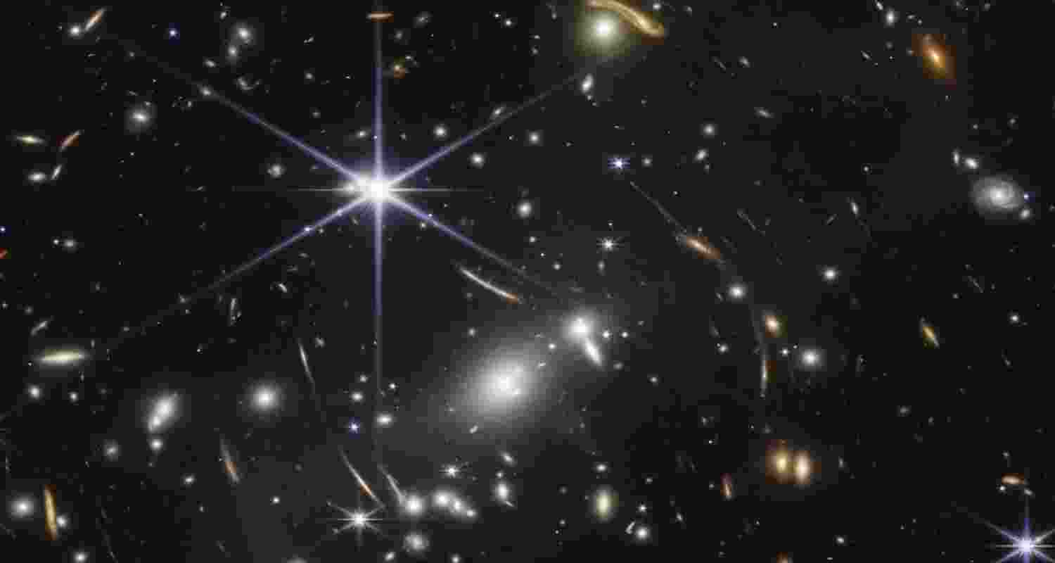 Death of dark energy a false alarm; universe still accelerating