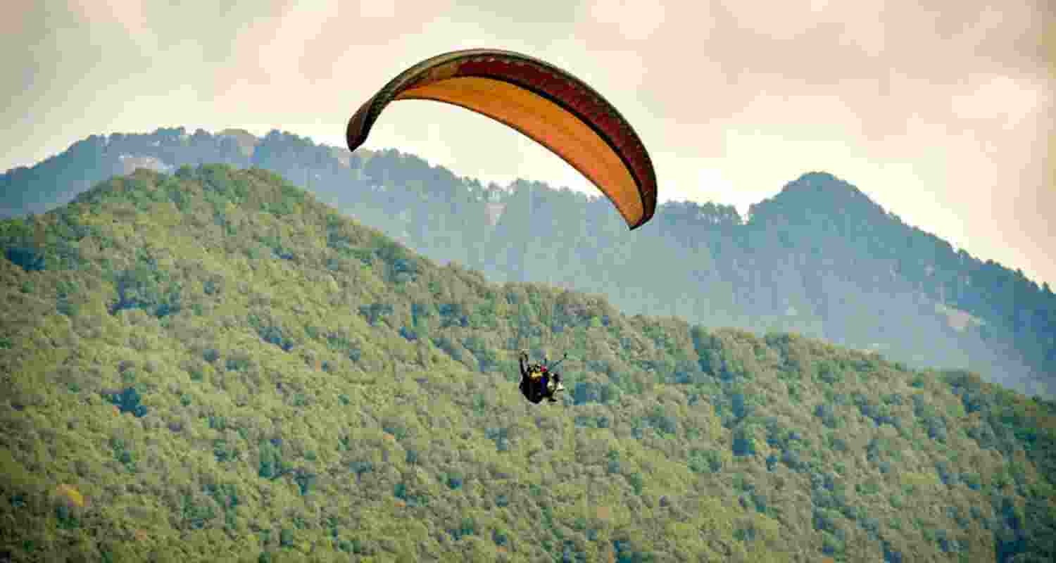 Tourist dies in paragliding crash in Dharamsala Tourist dies in paragliding crash in Dharamsala