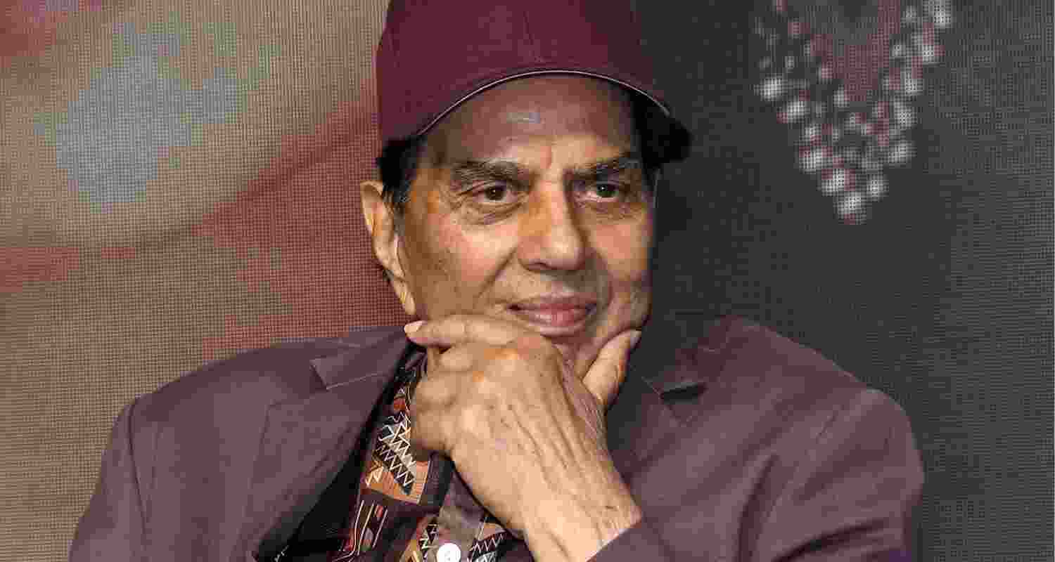 Bollywood's 'He-Man' Dharmendra passes away