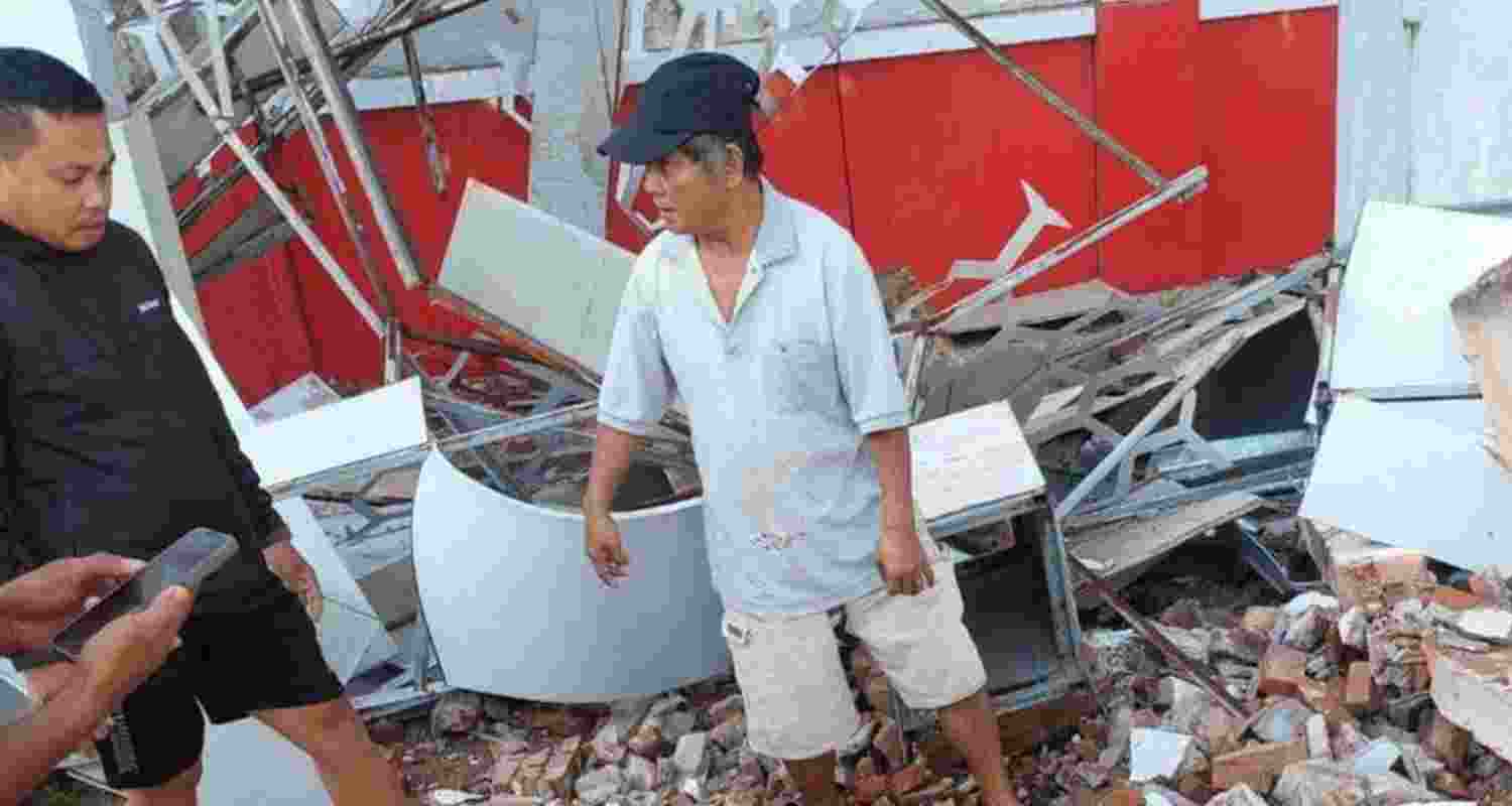 Indonesia earthquake: Death toll reaches 54