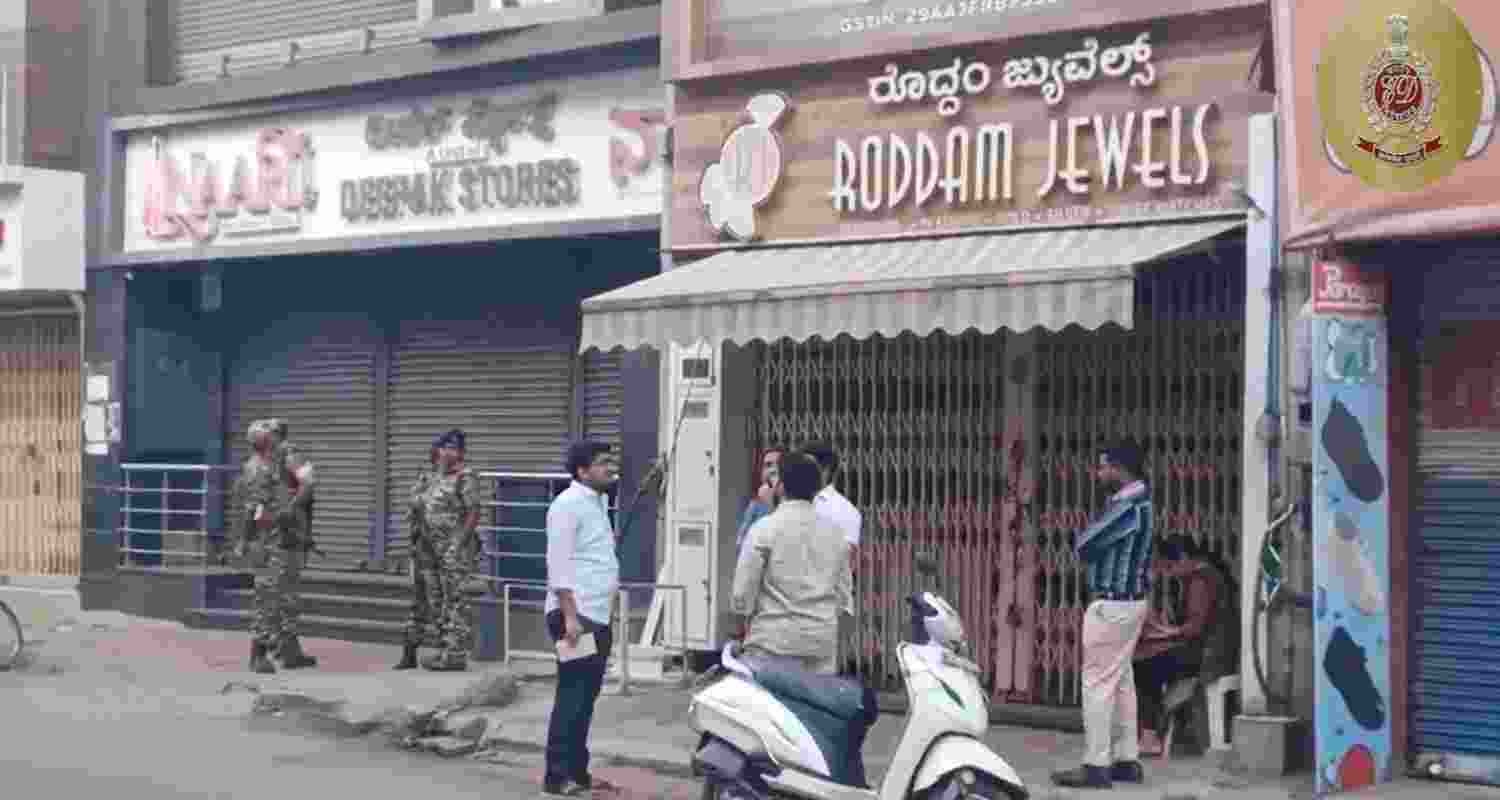 ED raids 21 locations in Kerala, Karnataka and Tamil Nadu in Sabarimala gold loss probe on Tuesday