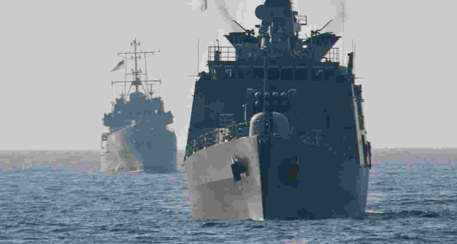 DTSA Senior Security Adviser Steven Barry James held discussions with Rear Admiral M Moynul Hassan, Commander of the Chittagong Naval Area