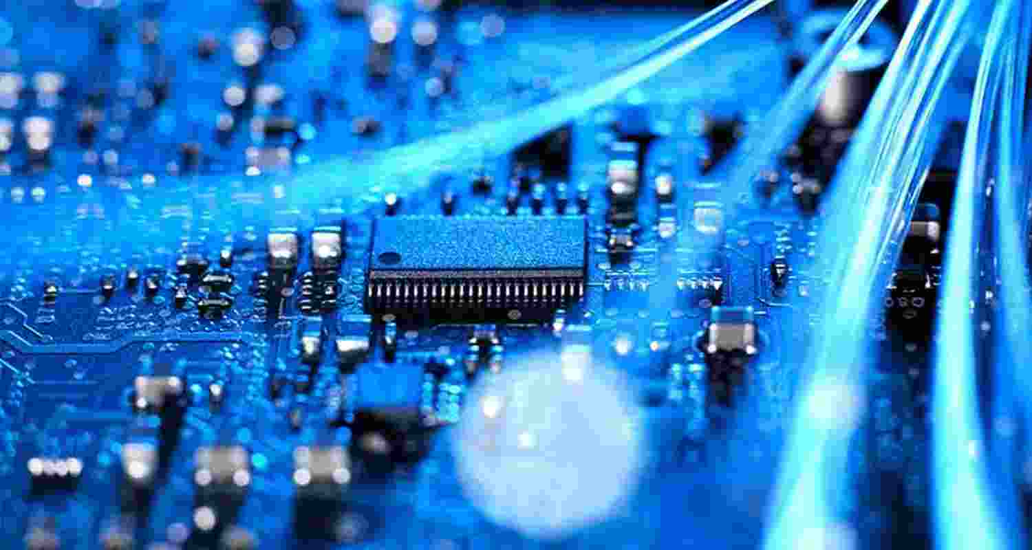 Nxtra Data is headquartered in New Delhi and is among the largest and fastest-growing data centre providers, offering a scalable and sustainable platform for businesses to host their mission-critical applications