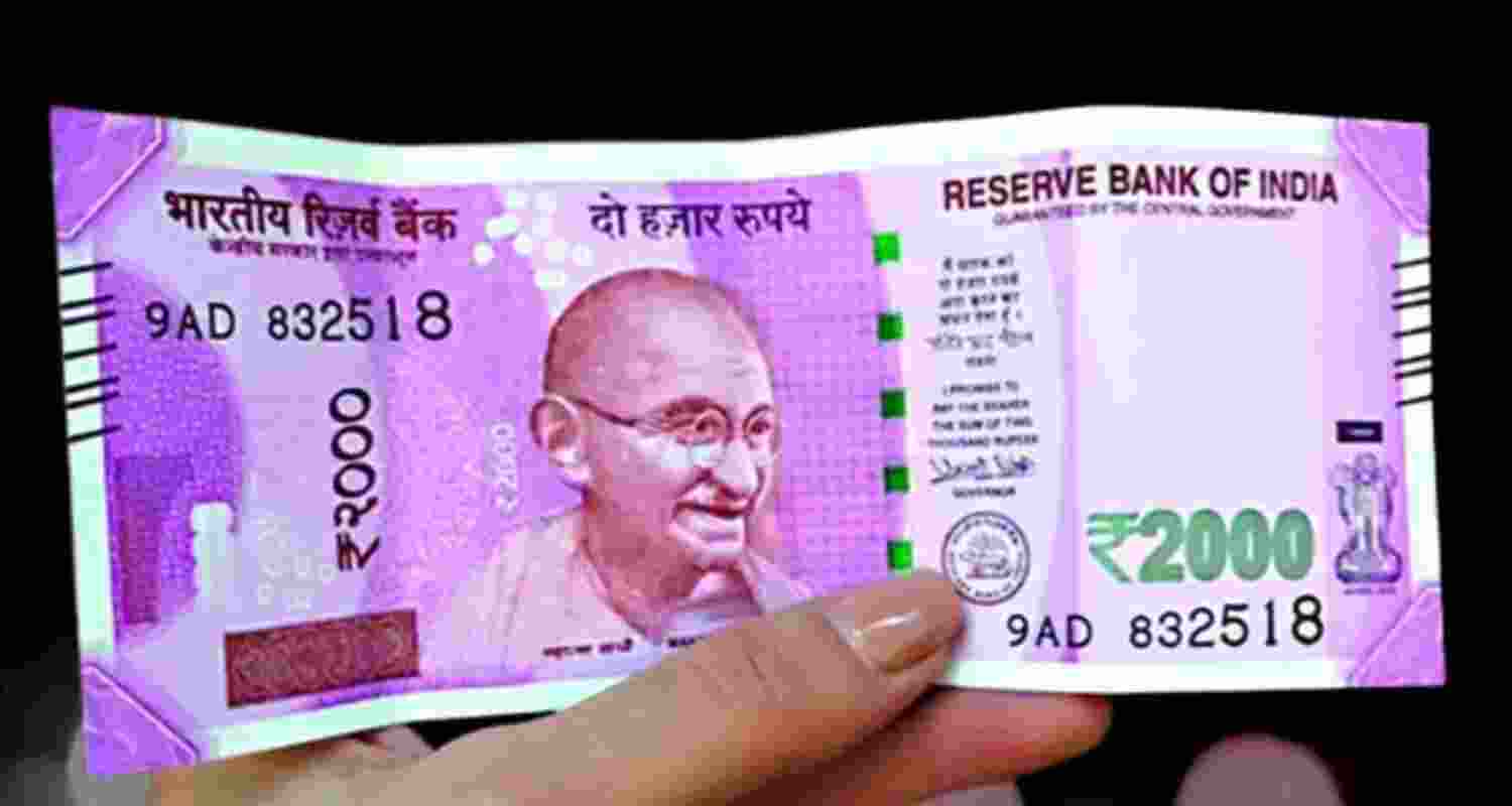 The RBI periodically publishes the status of withdrawal of ₹2,000 banknotes