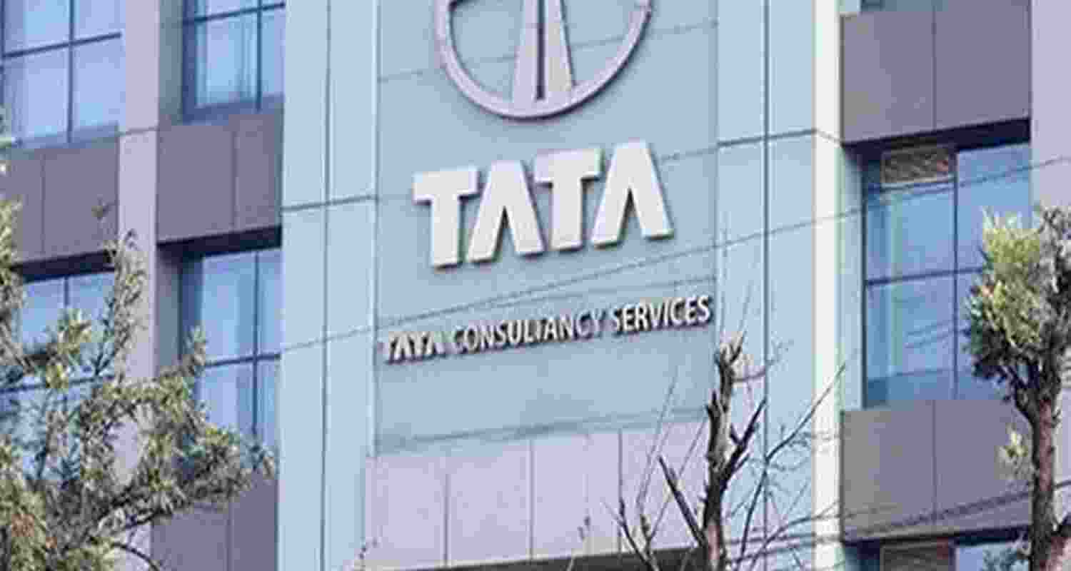 The combined market valuation of six of the top-10 most valued firms declined by ₹94,433.12 crore last week