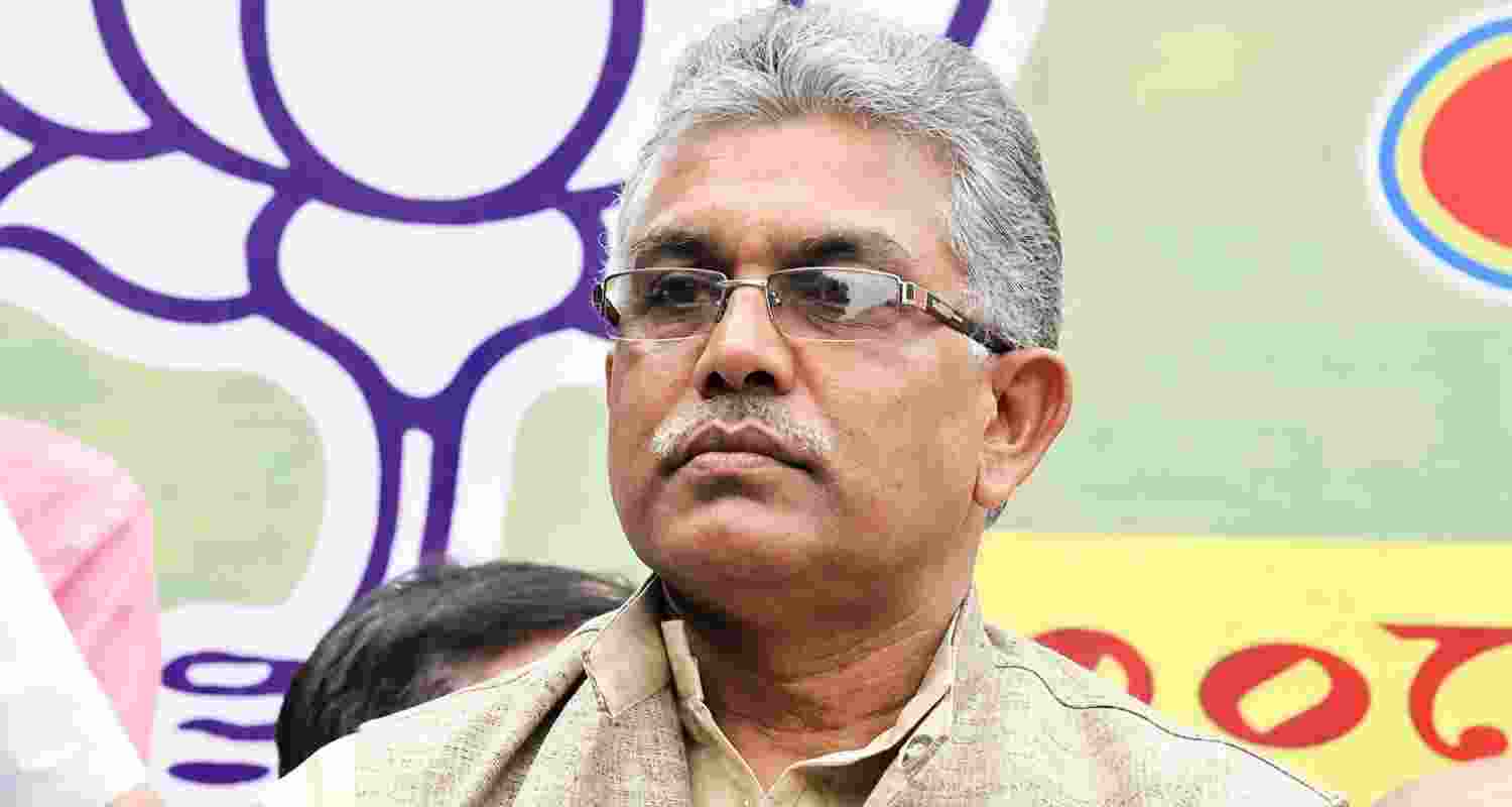 West Bengal plans to shift Gram Panchayat financial powers from Pradhans to Executive Assistants through a law aimed at improving transparency. West Bengal plans to shift Gram Panchayat financial powers from Pradhans to Executive Assistants through a law aimed at improving transparency.