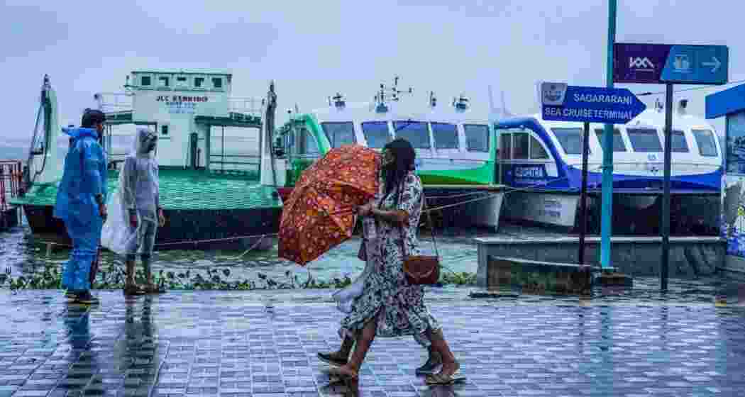 Heavy rainfall continued to lash Gujarat over the past 24 hours, with showers reported in 212 talukas across 33 districts.