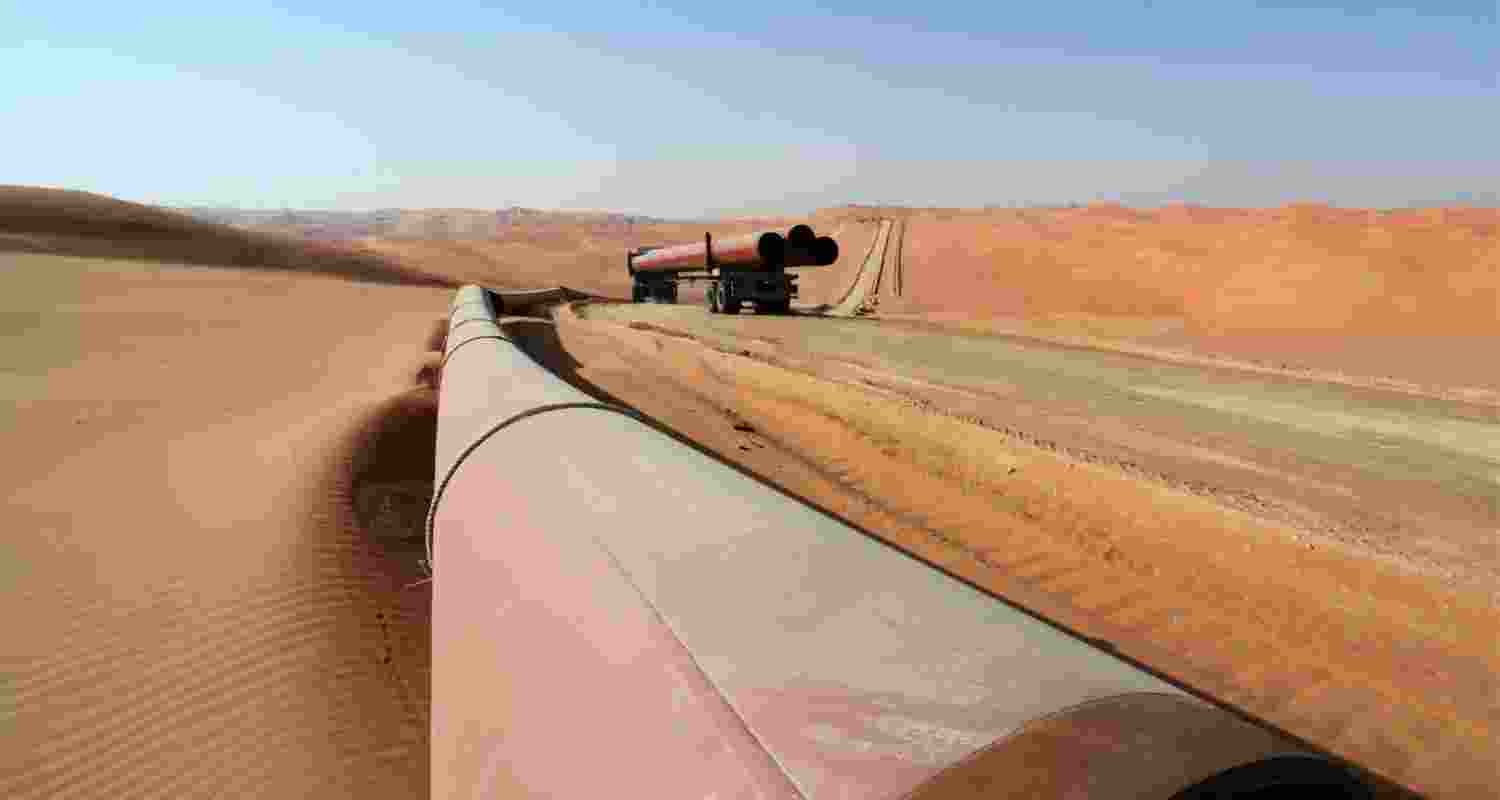 Crude trap: Frantic search for Hormuz alternative