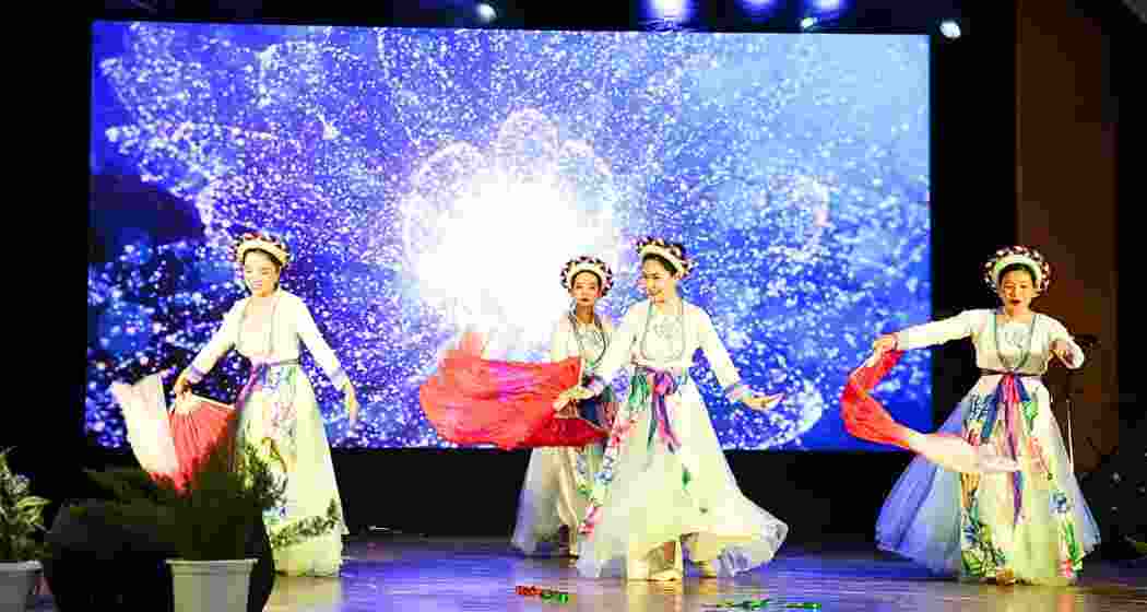 A scene from the second edition of the ‘Tri Hills Ensemble’.