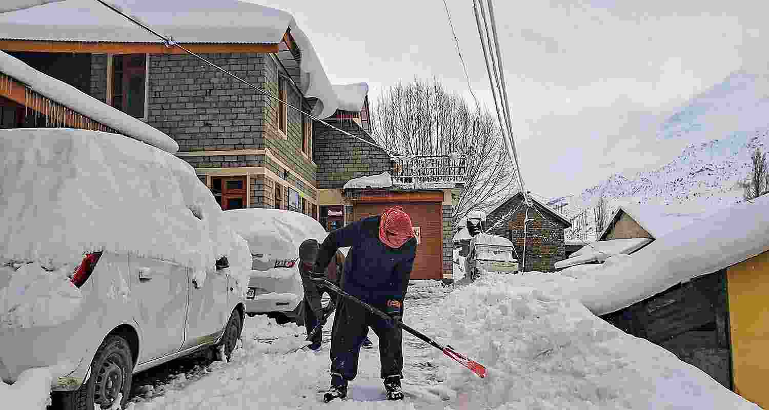 Local Meteorological station forecasts dry spell in lower hills with rain and snow anticipated in higher elevations, offering a glimpse into the varied weather patterns ahead. Local Meteorological station forecasts dry spell in lower hills with rain and snow anticipated in higher elevations, offering a glimpse into the varied weather patterns ahead.