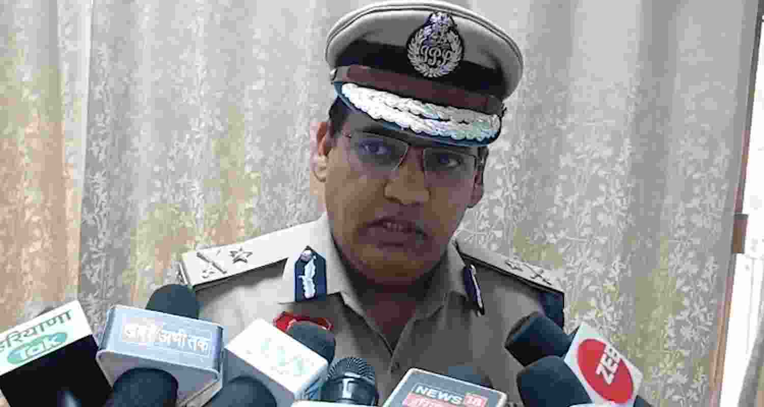 Haryana teacher death: Mobile internet suspended for 48 hours Haryana teacher death: Mobile internet suspended for 48 hours