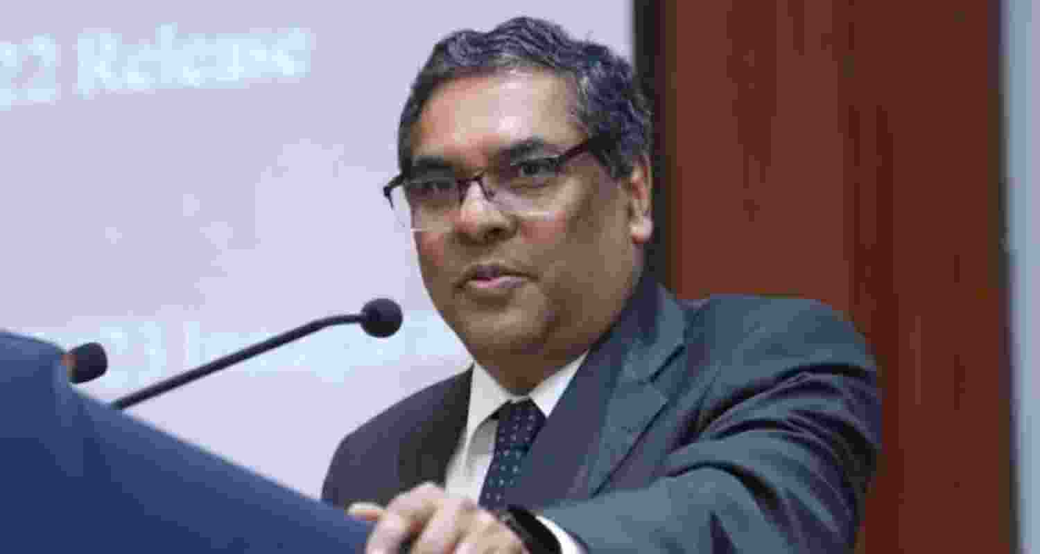 Sanjiv Khanna's Legal Expertise Shaping His CJI Candidacy.