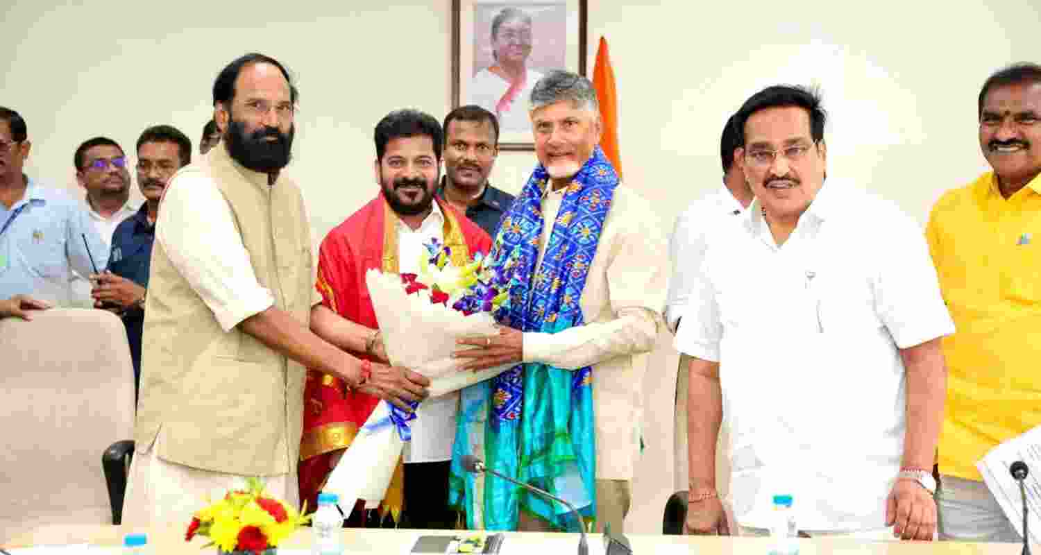 Centre to form panel to resolve Andhra-Telangana water dispute