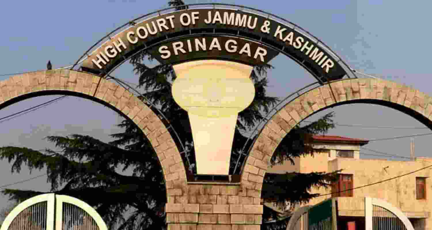 J-K Chief Justice urges joint efforts to combat drug abuse J-K Chief Justice urges joint efforts to combat drug abuse