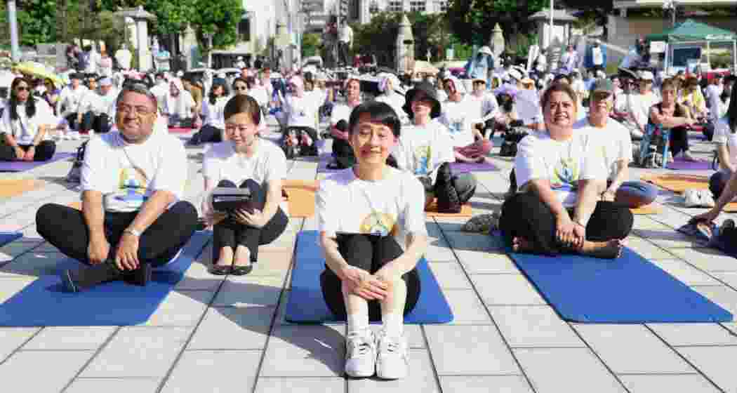 Japan PM’s wife Yoshiko Ishiba performs Yoga with over 2,000 participants in Tokyo as part of the 11th International Day of Yoga celebrations hosted by the Indian Embassy. Japan PM’s wife Yoshiko Ishiba performs Yoga with over 2,000 participants in Tokyo as part of the 11th International Day of Yoga celebrations hosted by the Indian Embassy.