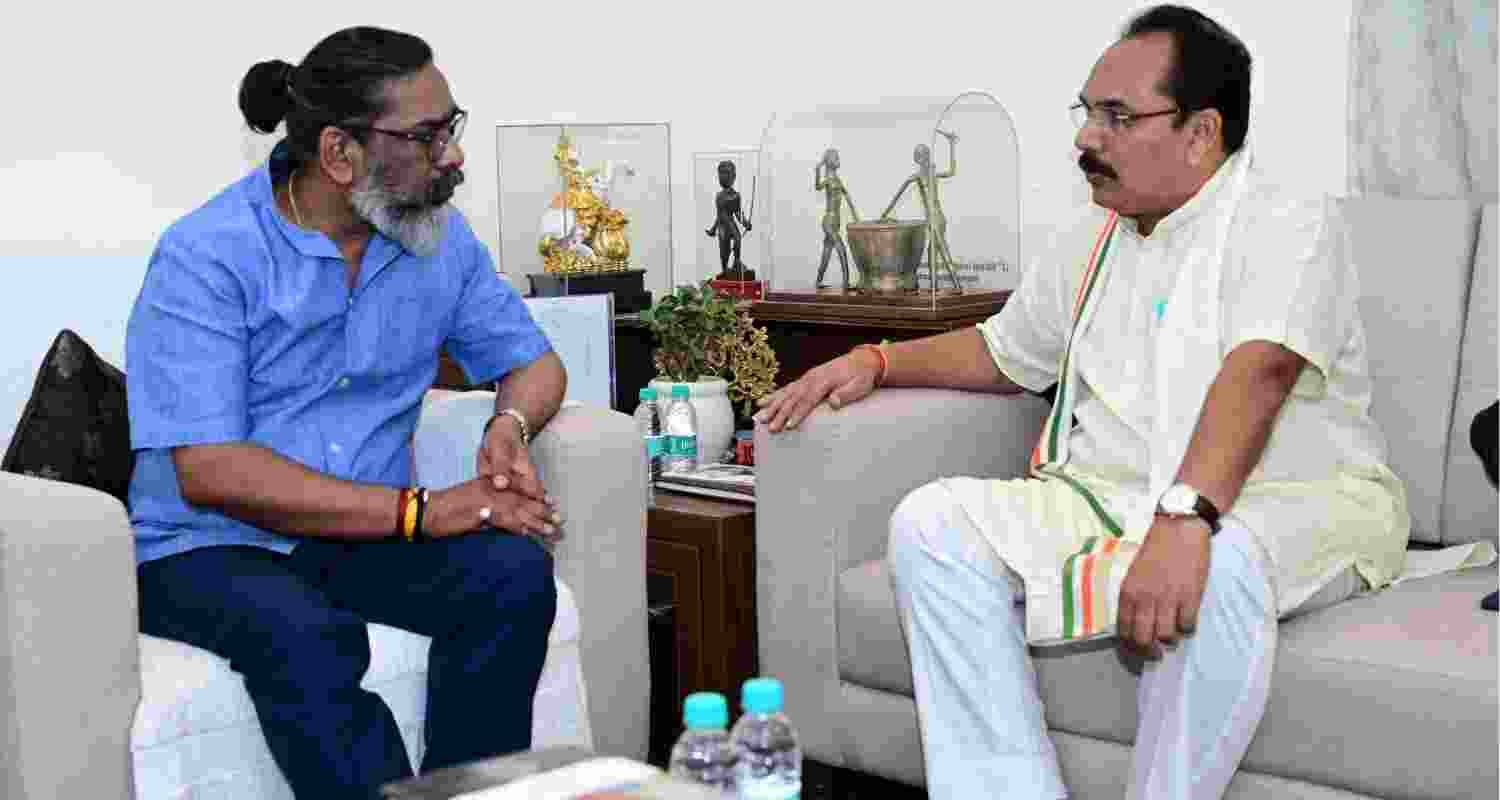 CLP leader in State Assembly Pradeev Yadav in discussion with Chief Minister Hemant Soren over Adani Power issues in Ranchi on Monday. CLP leader in State Assembly Pradeev Yadav in discussion with Chief Minister Hemant Soren over Adani Power issues in Ranchi on Monday.