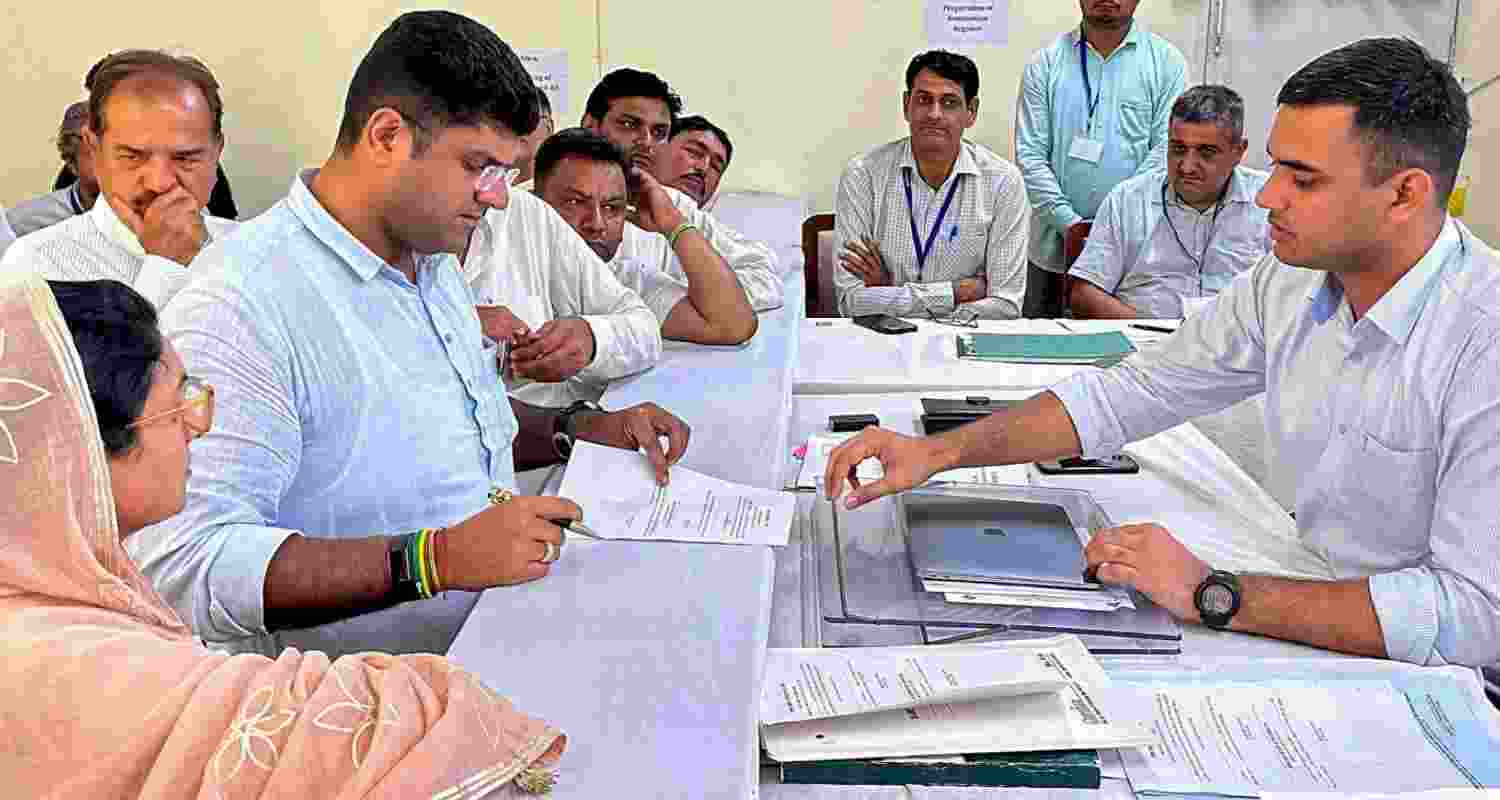 JJP candidate from Uchana Kalan assembly constituency and former deputy chief minister Dushyant Chautala files his nomination papers for Haryana Assembly elections, in Jind, Thursday. 