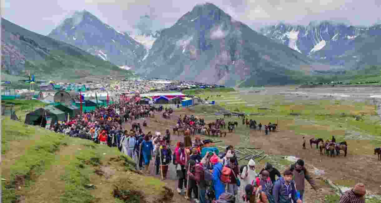 Kashmir zone IGP reviews security arrangements for Amarnath Yatra