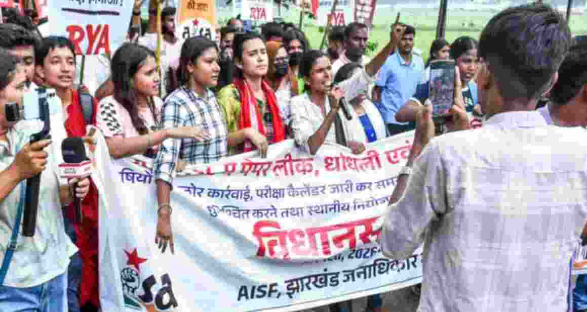 Jharkhand students begin march to Assembly 