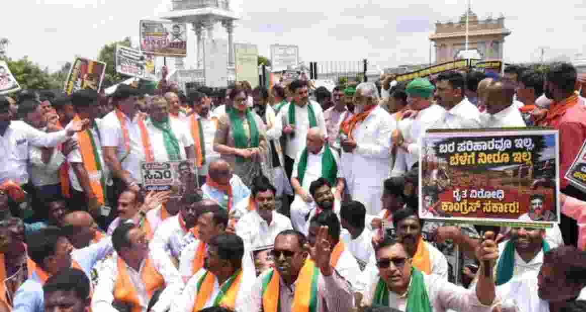 Police detained BJP leaders and workers when they tried to enter KRS Dam premises against release of Cauvery water to Tamil Nadu. 
