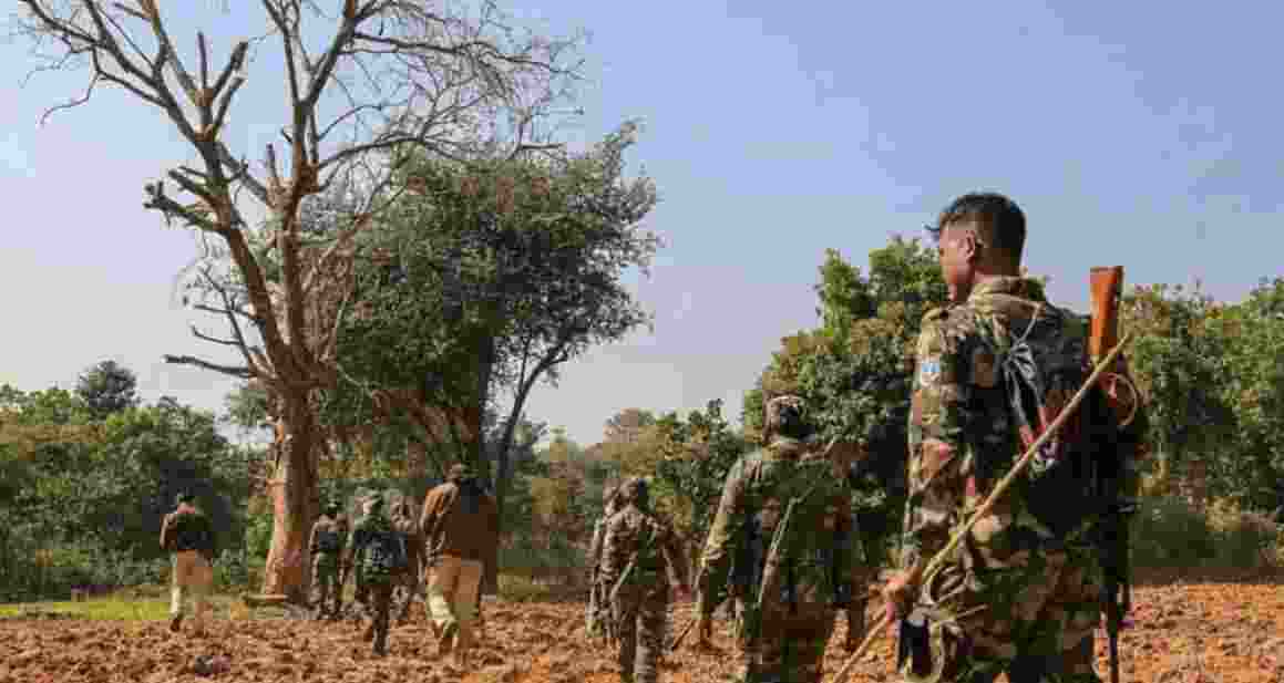 51 Naxalites with ₹1.61 crore bounty surrender in Bastar 