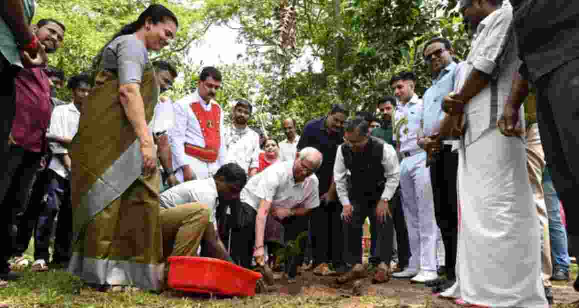 Bharat Mata image row: CPI hoists national flag, plants saplings